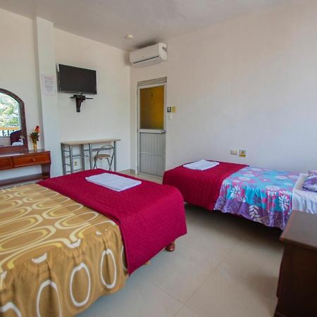 Hostal San Francisco Сан-Кристобаль Экстерьер фото