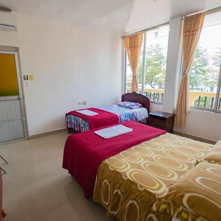 Hostal San Francisco Сан-Кристобаль Экстерьер фото