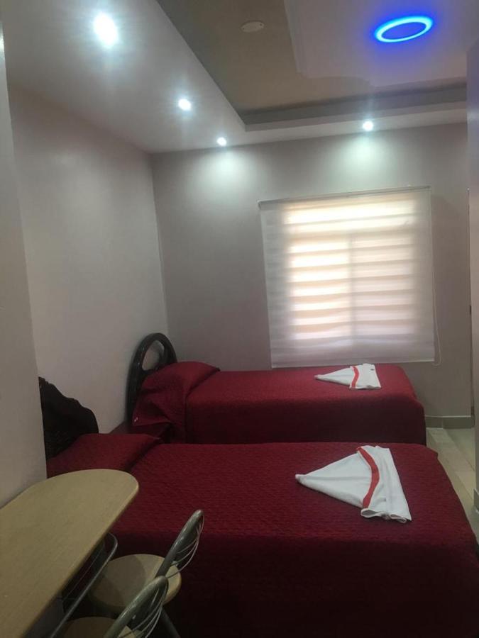 Hostal San Francisco Сан-Кристобаль Экстерьер фото